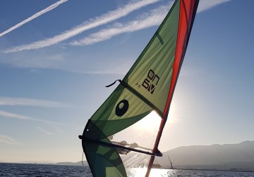 Curso de windsurf semanal adultos